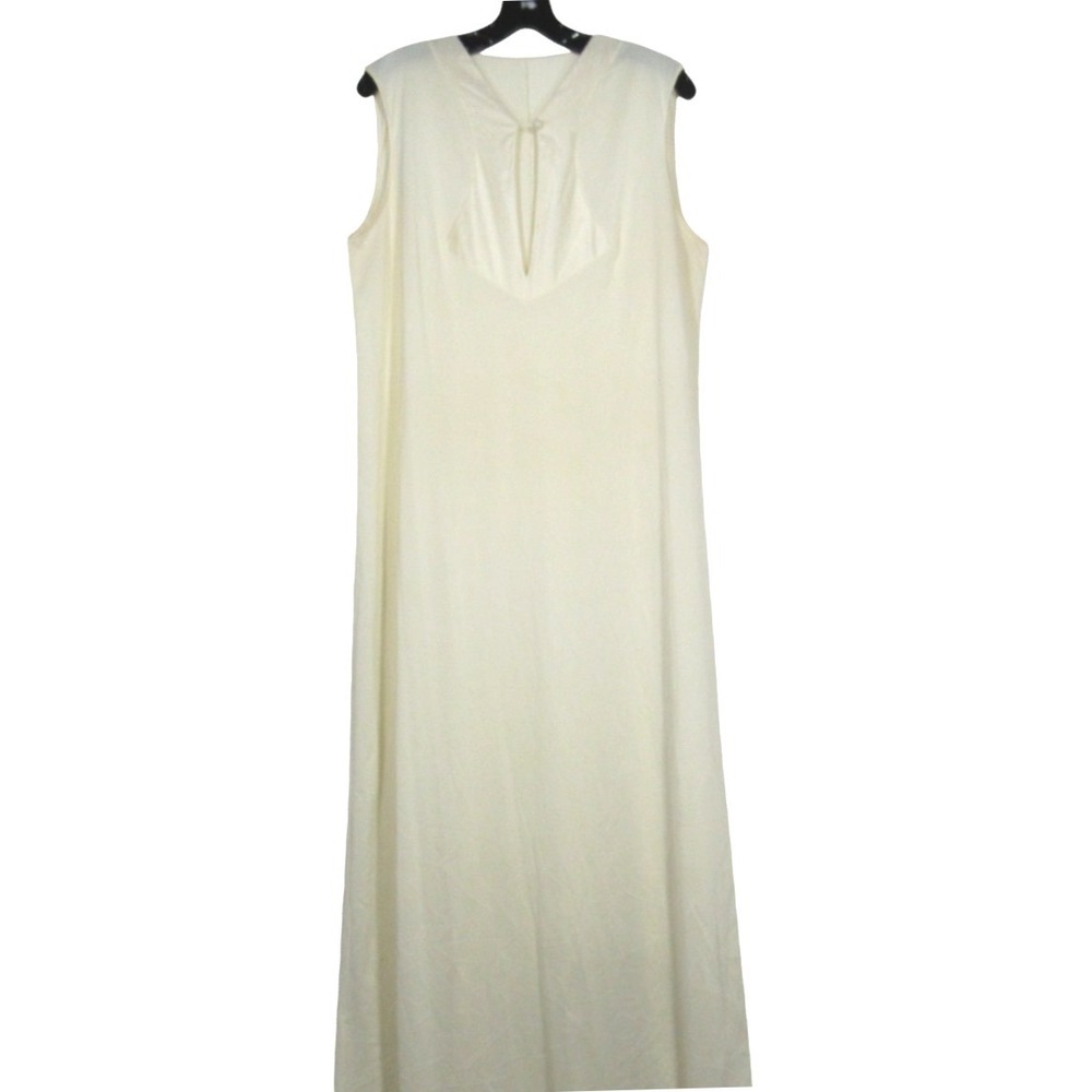 VANITY FAIR Silky NYLON Ivory PLUNGE KEYHOLE Sleeveless LOUNGE NIGHTGOWN Sz M